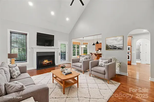 3040 Patrick Place CIR, Clover, SC 29710