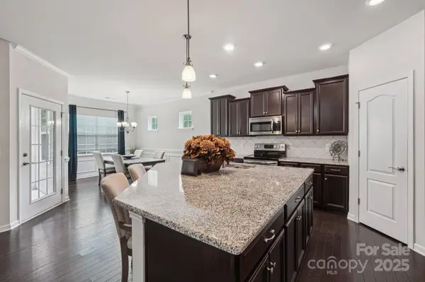 8058 Asher Chase TRL, Lancaster, SC 29720