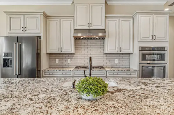 14503 Crest CT, Charlotte, NC 28278