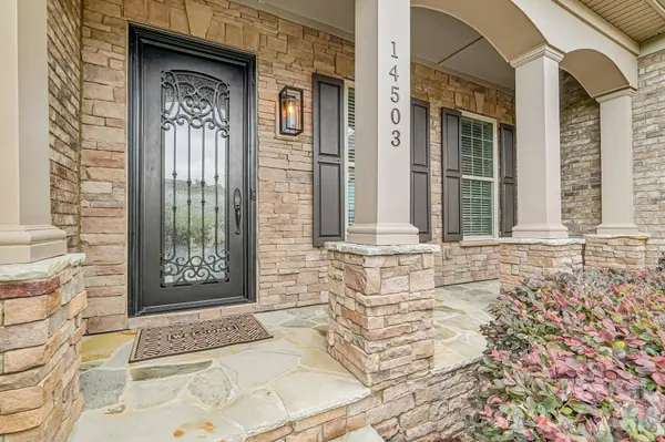 14503 Crest CT, Charlotte, NC 28278