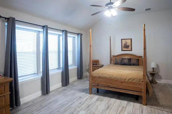 2550 Brookside Drive, Royse City, TX 75189