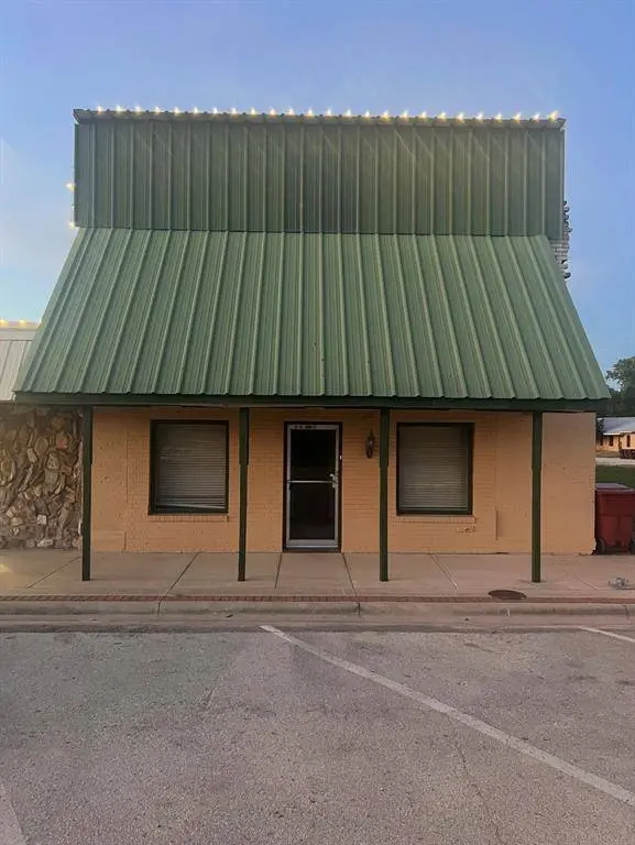 217 NE Front, Edgewood, TX 75117