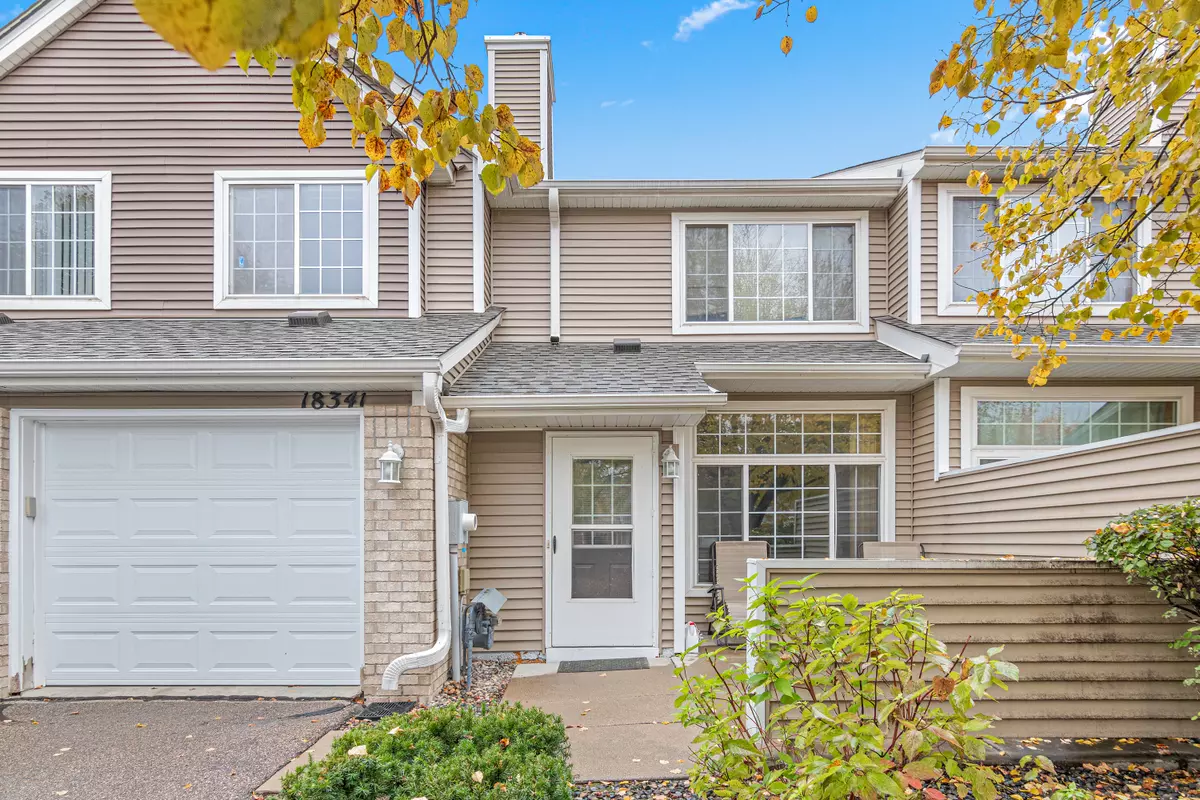 Eden Prairie, MN 55346-2157,18341 Coneflower Ln