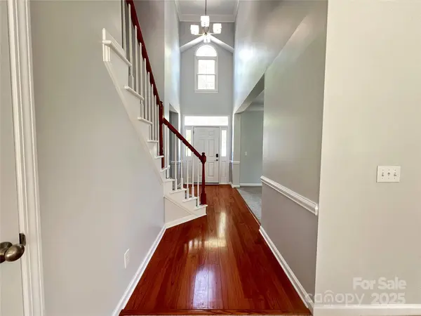 2609 Lamp Post LN, Kannapolis, NC 28081