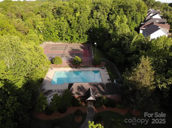 2605 Lamplighter DR, Kannapolis, NC 28081
