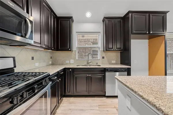 1604 Palo Duro Canyon DR, League City, TX 77573