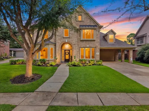 4111 Crimson Oak CT