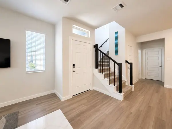 624 Pelican DR, Kemah, TX 77565