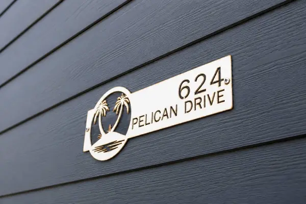 624 Pelican DR, Kemah, TX 77565