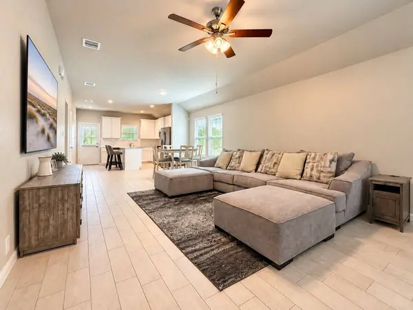 13313 Dalvay Beach DR, Texas City, TX 77568