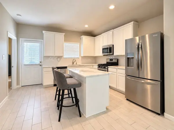 13313 Dalvay Beach DR, Texas City, TX 77568