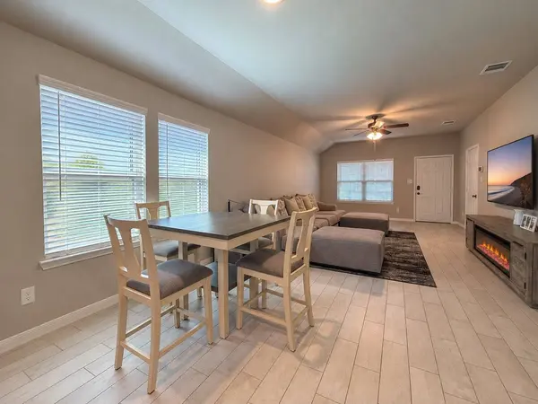 13313 Dalvay Beach DR, Texas City, TX 77568
