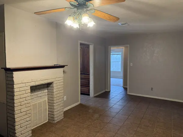 1434 1st AVE N, Texas City, TX 77590