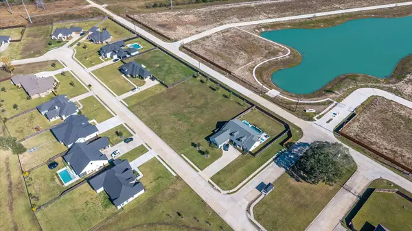 3121 E Tower CIR, Santa Fe, TX 77517