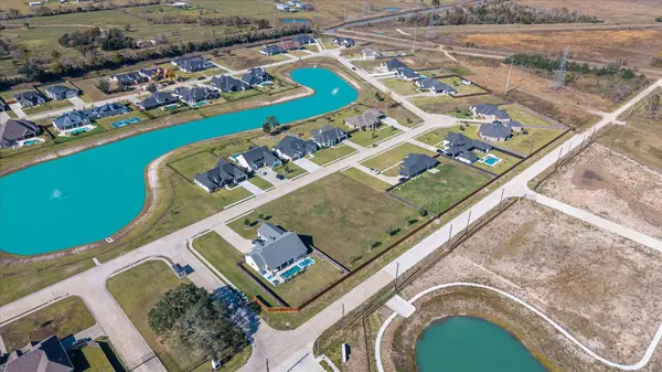 3121 E Tower CIR, Santa Fe, TX 77517