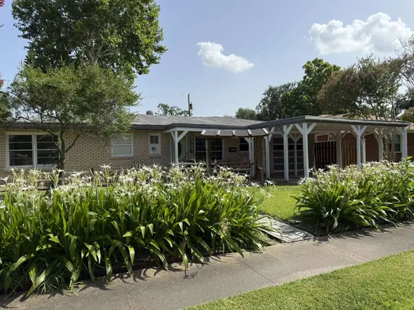 427 22nd AVE N, Texas City, TX 77590