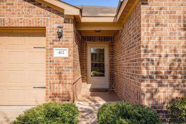 412 Hawks View DR, La Marque, TX 77568