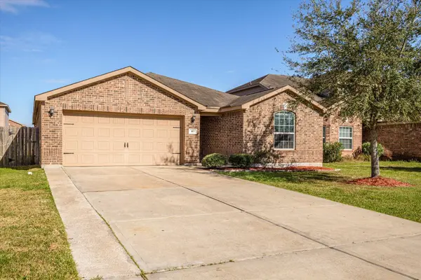 412 Hawks View DR, La Marque, TX 77568