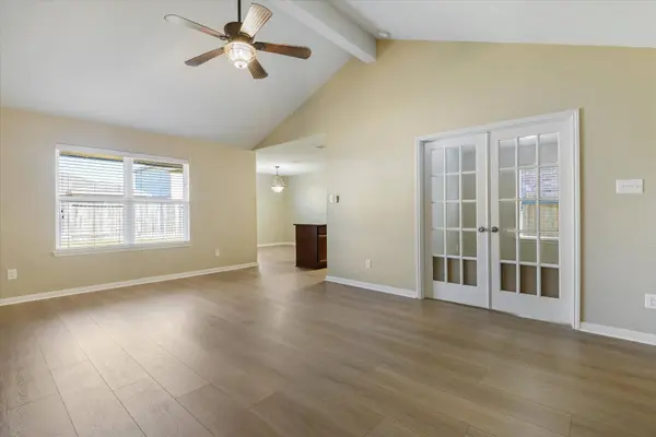 412 Hawks View DR, La Marque, TX 77568