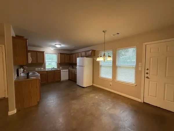 11817 13th ST, Santa Fe, TX 77510