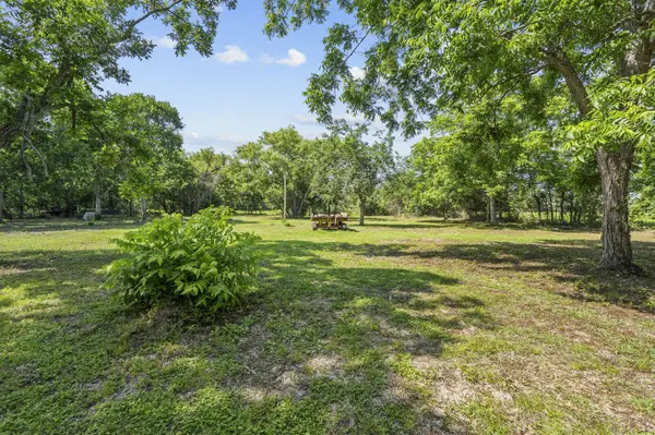 5106 Fm-1765, La Marque, TX 77568