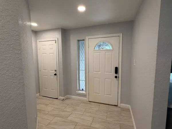 5525 Main ST, Santa Fe, TX 77510