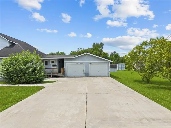 7228 Avenue R, Santa Fe, TX 77510