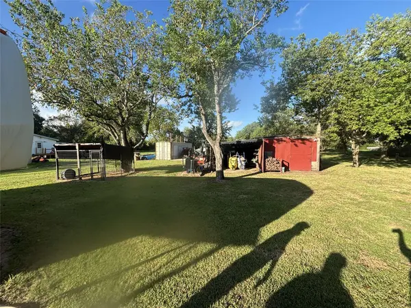 7823 Highland RD, Santa Fe, TX 77517