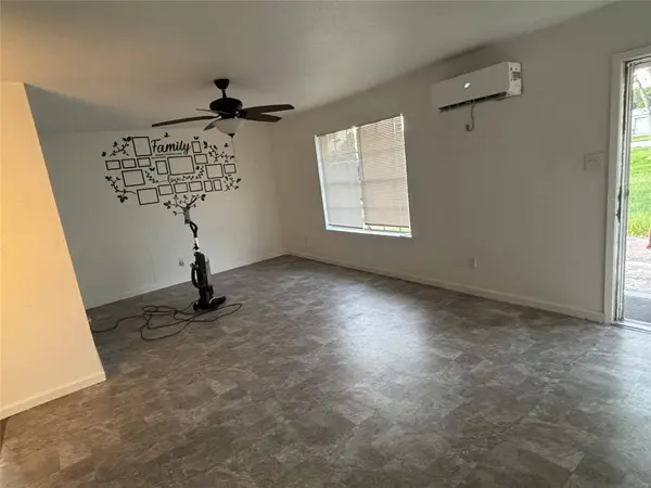 11831 Fm 1764 RD, Santa Fe, TX 77510