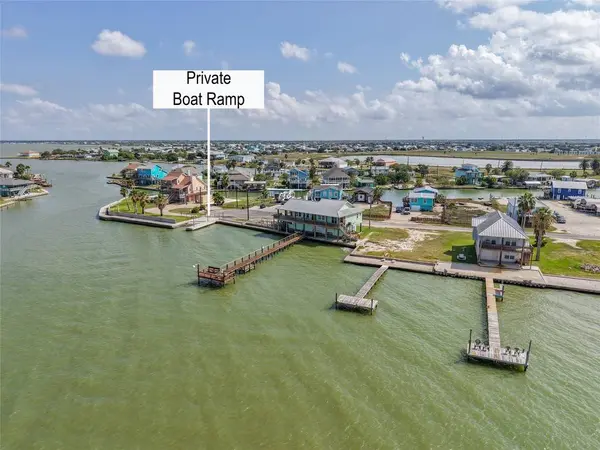 740 Copano Cove, Rockport, TX 78382
