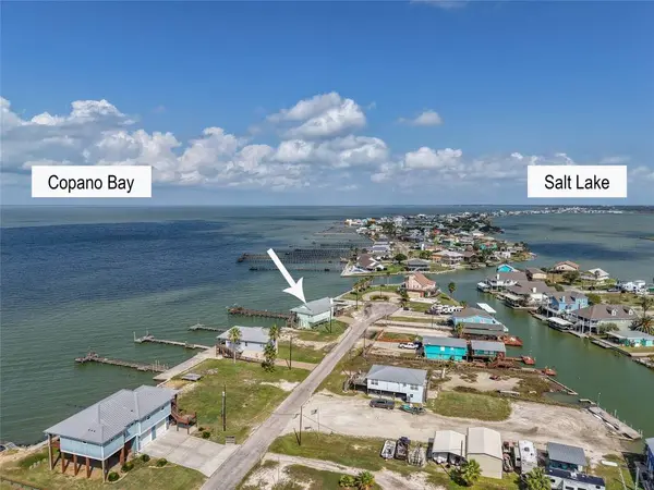 740 Copano Cove, Rockport, TX 78382