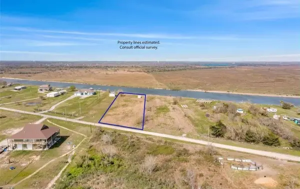 0000 South Redfish Tract 1, Hitchcock, TX 77563