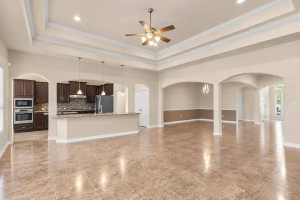 4329 S Meridian Greens DR, Dickinson, TX 77539