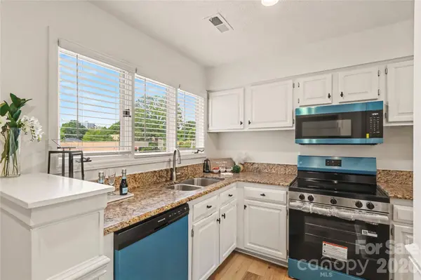 222 Queens RD #66, Charlotte, NC 28204