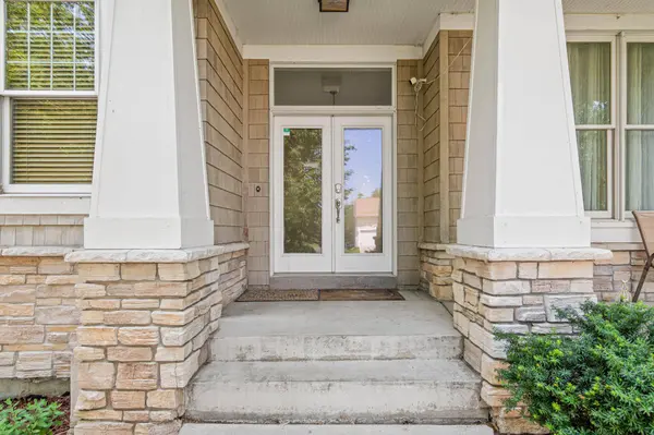 2417 87th TRL N, Minneapolis, MN 55443