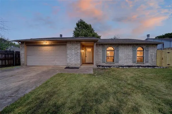 524 Woodcrest Way