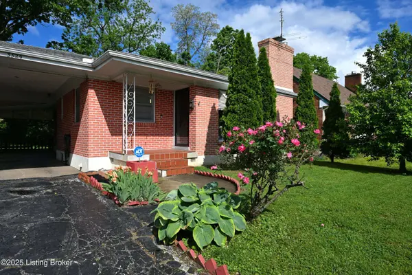 3529 Mayo Dr, Louisville, KY 40218