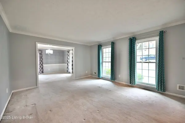 4506 Deepwood Dr, Louisville, KY 40241