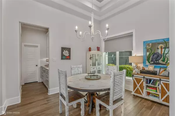 169 N Canal Drive, Bossier City, LA 71111