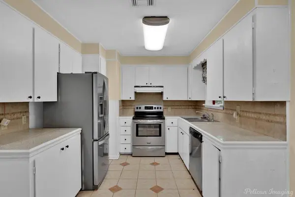 1710 Shady Grove Drive, Bossier City, LA 71112