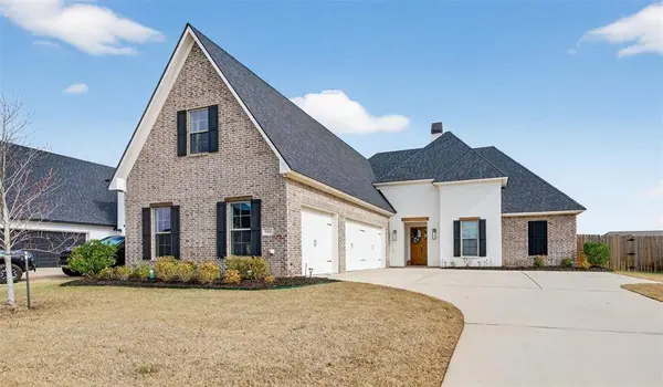 168 N Canal Drive, Bossier City, LA 71111
