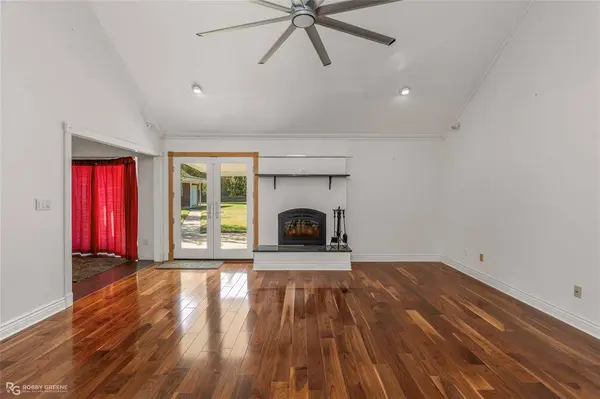 134 Crosscreek Drive, Bossier City, LA 71111
