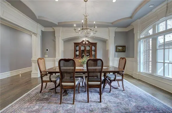 4076 Peachtree Dunwoody RD NE, Atlanta, GA 30342