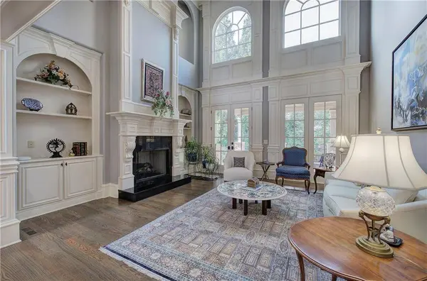 4076 Peachtree Dunwoody RD NE, Atlanta, GA 30342