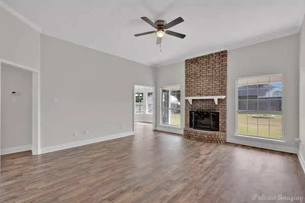 7713 Mary Ann Circle, Shreveport, LA 71107