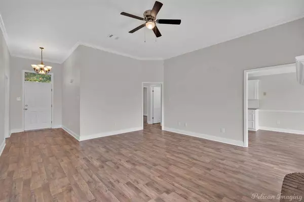 7713 Mary Ann Circle, Shreveport, LA 71107