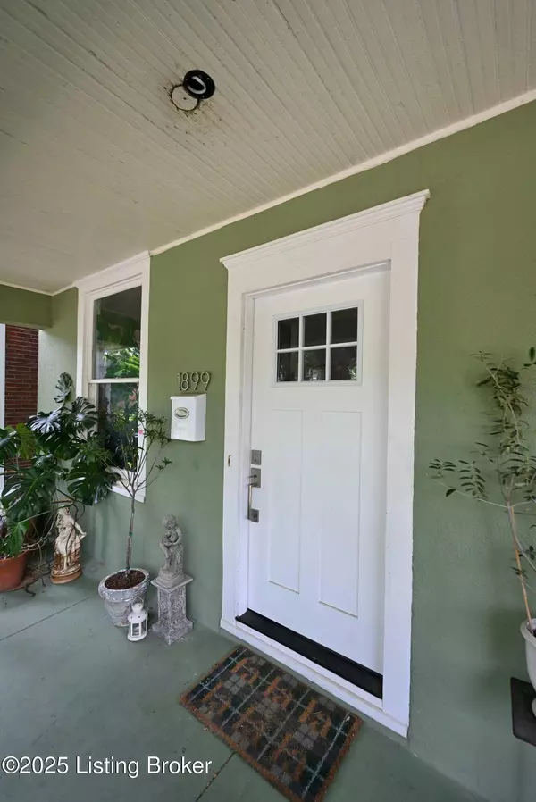 1899 Princeton Dr, Louisville, KY 40205