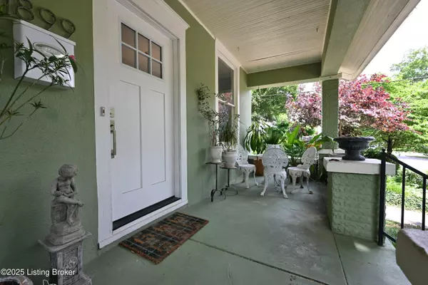 1899 Princeton Dr, Louisville, KY 40205