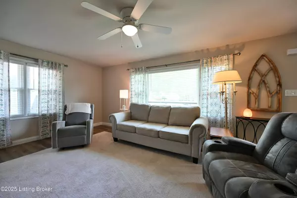 112 Dundee Dr, Lexington, KY 40517