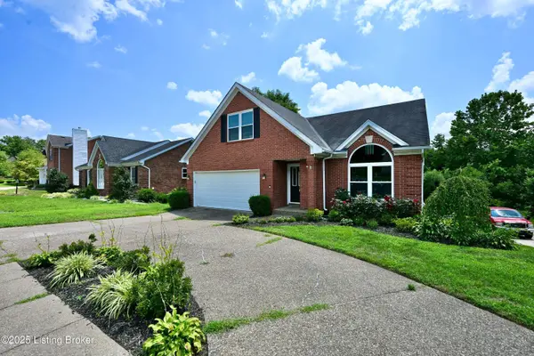 11516 Saratoga Club Rd, Louisville, KY 40299